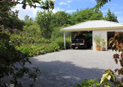 Car port and laundry